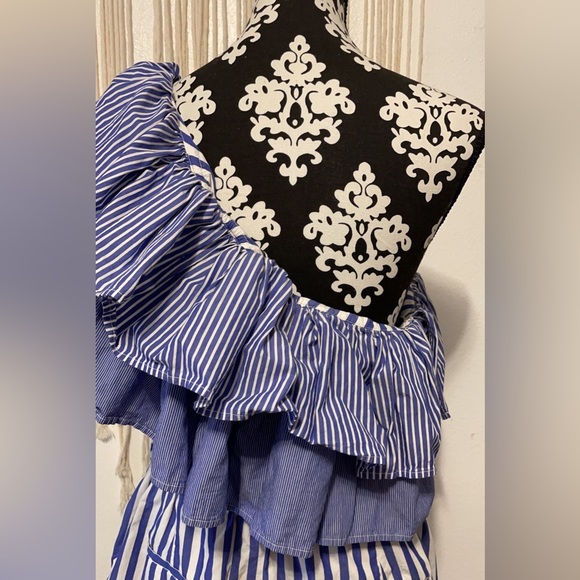 Jumpsuit, one shoulder elegant piece for your spring events and social events - Picture 3 of 9